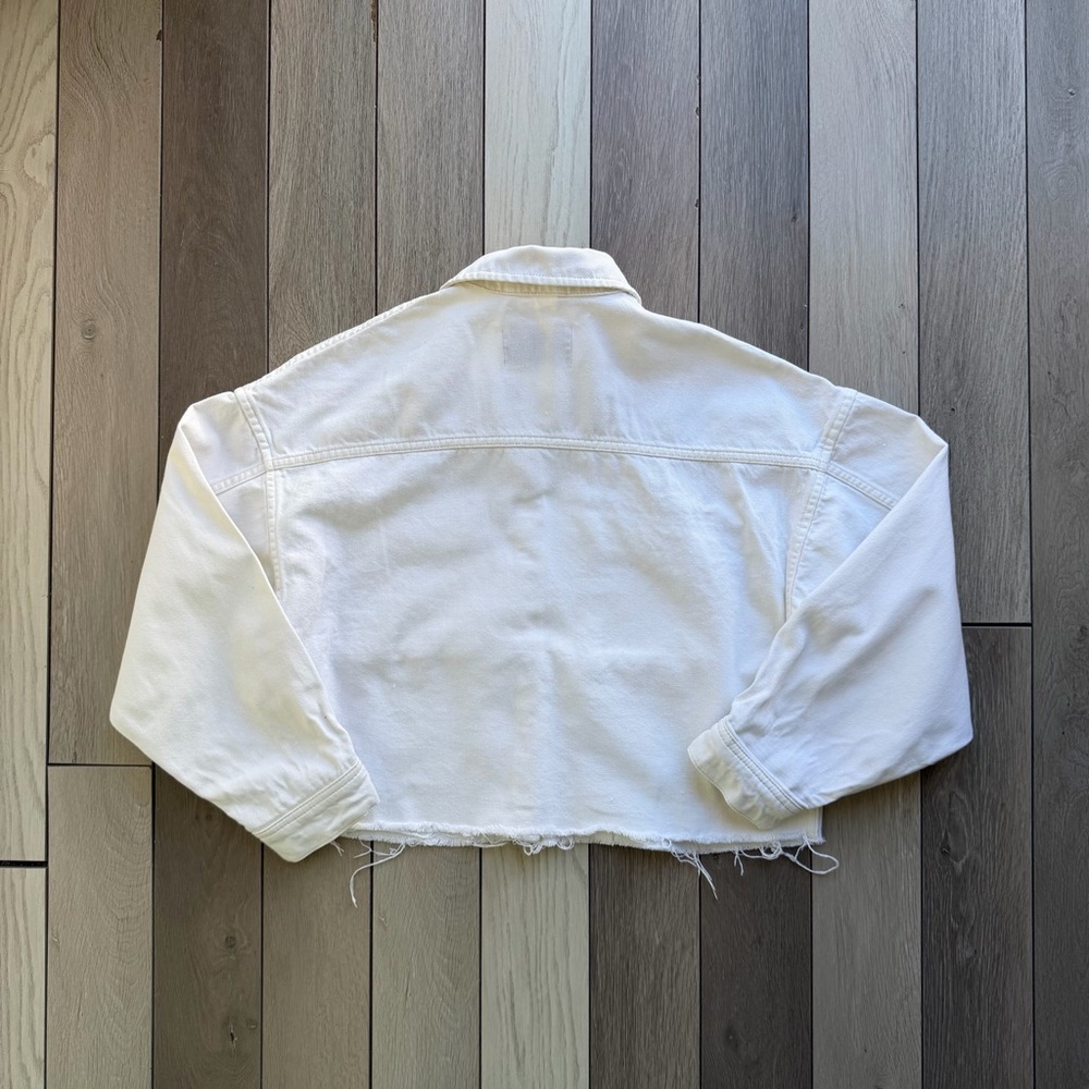 ALLSAINTS Sol Cropped Shirt Jacket in White - Picture 6 of 7
